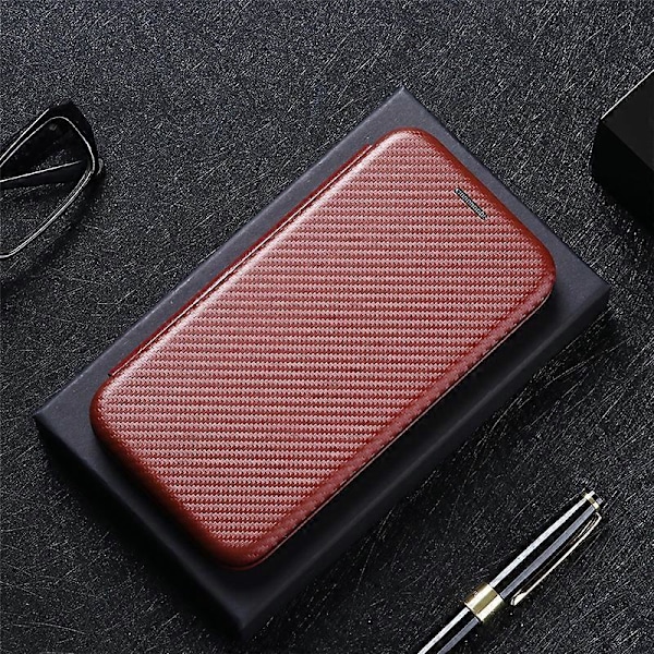 Kompatibel med iPhone 12 Carbon Fiber Mønster Premium Flip Cover med Kortholder Magnetisk Lukning[D] Brown