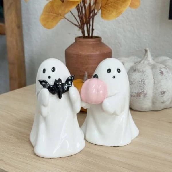Sød keramisk spøgelse Halloween dekorativ figur Targe