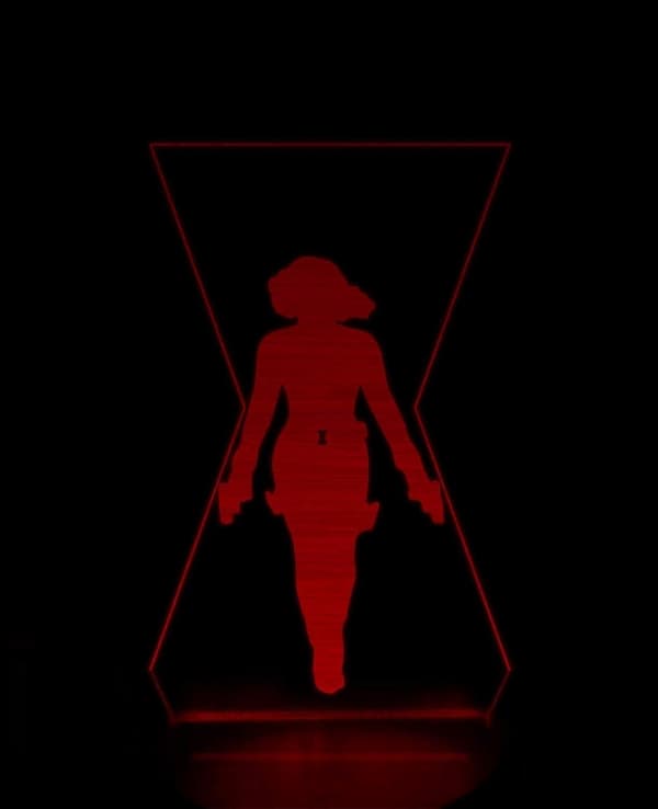 Black Widow Avengers 3D yövalo [D]