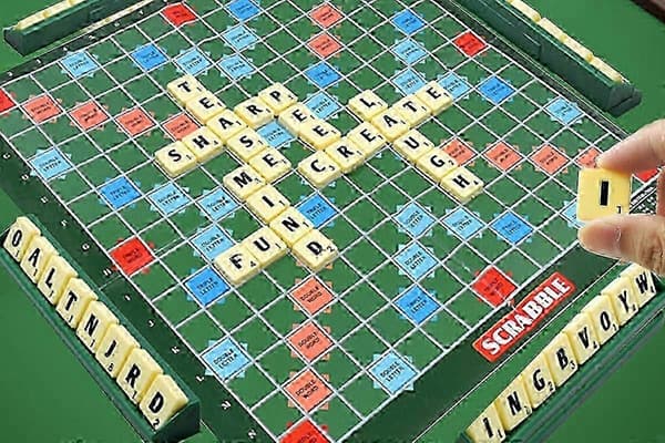 Scrabble Brädspel Ordspel Kul Familj [D]