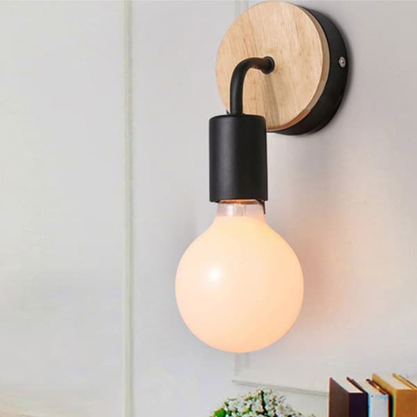 Moderne industriel væglampe i træ, minimalistisk design