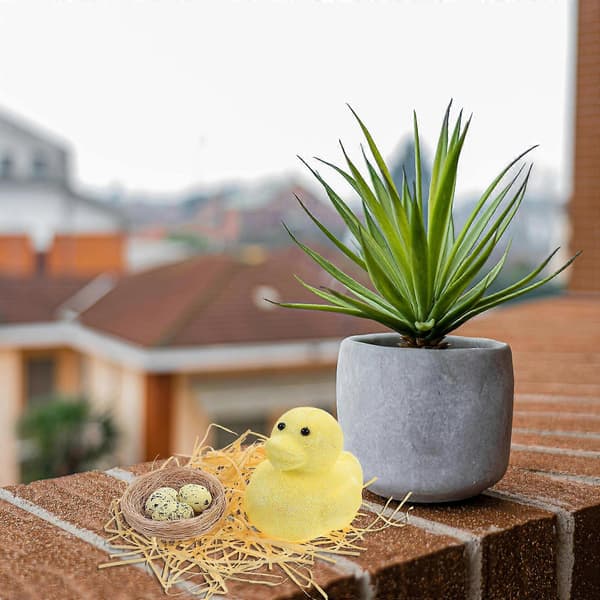 Påskekyllingdekor Mini Fuglerede med Simulerte Egg for Festbruk[D]