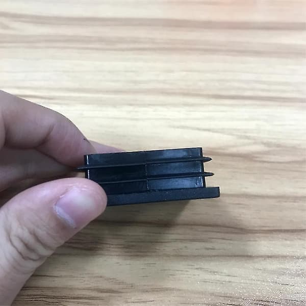 Firkantede Plastikpropper Rørpost Endekappe Stol Glide 10 stk Sorte Plastik Firkantede Propper 20mm