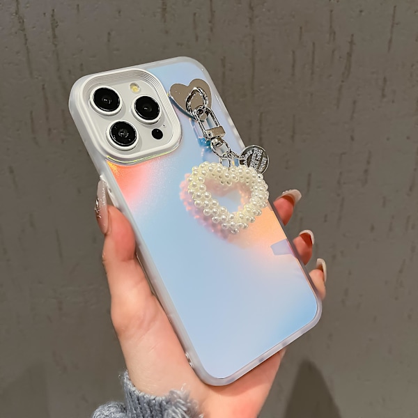 For iPhone 12/ 12 Pro Etui Matt Laser Effekt PC+TPU Telefondeksel med Perlehjerte-anheng White