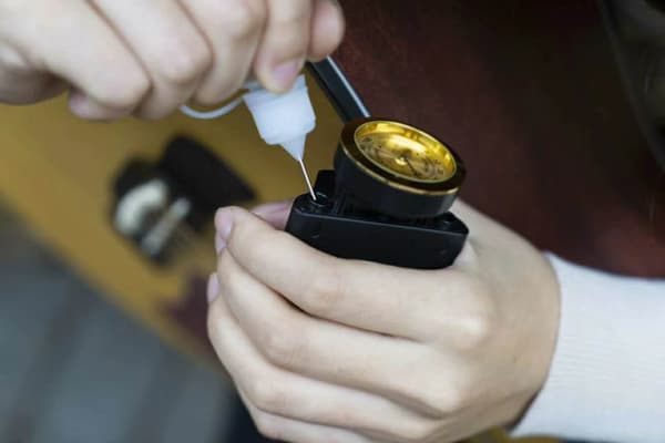 2-i-1 Gitarr Luftfuktare Hygrometer Temperaturhygrometer för Akustisk Gitarr Ukulele Violinspelare (Batterifri)