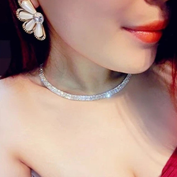Mote Elegant Rhinestone Dame Halskjede Kjede for Bryllup Bursdag Smykker 5 Row Crystal