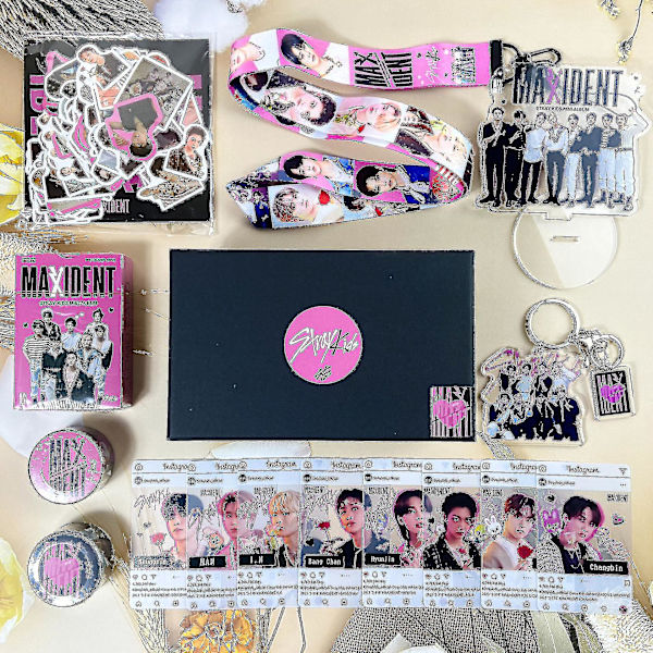 Stray Kids New Maxident Box Set Kpop Merchandise Foton, Nyckelband, Nyckelring för Skz Fans A