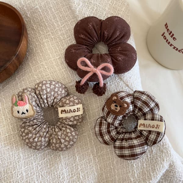 Rutigt blommigt korvring sött flickhåraccessoar - Maruko huvudaccessoar 3 piece set B