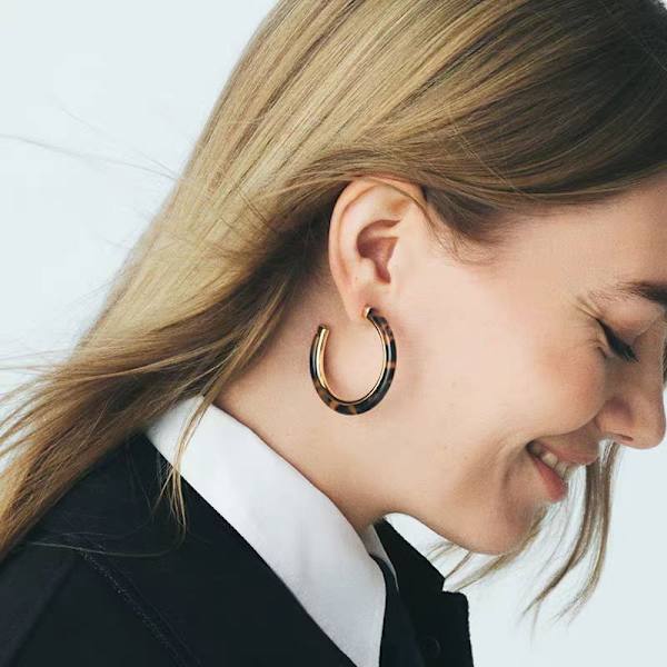 Klassiske C-formede øredobber Retro Leopard Runde Hoop Øredobber Smykker For Dating Leopard print gold earrings