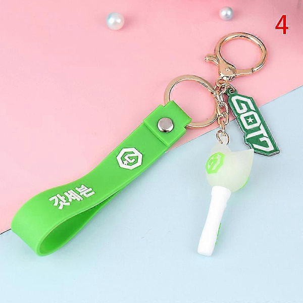 1 stk Kpop Bts Twice Nct Exo Blackpink Got7 Lysstav Pendent Nøglering Snorebånd N4