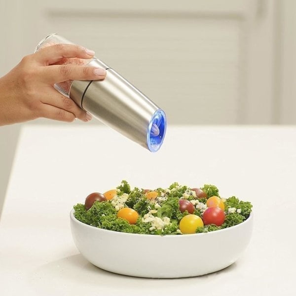 Myllypippuri- ja suolamylly keittiön tarvikkeita painovoiman tunteeseen moniin käyttötarkoituksiin sähköiset automaattiset yhdellä kädellä toimivat työkalut Silver