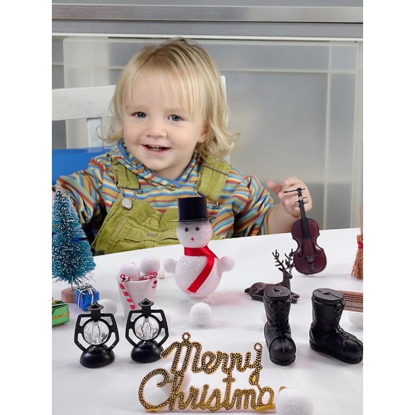 1:12 Dukkehus Christmas Fairy Dørdekorationer - Miniaturer Sæt med juletræ, krans, gaveæsker og mere Multicolored B