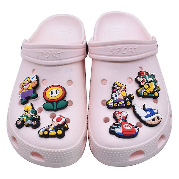 30 st Super Mario-serie Crocs-skorberlocker Strandskor Sandaler Dekoration Presenter Skortillbehör Set