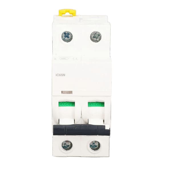 Högkvalitativ AC400V IC65N strömbrytare luftbrytare 2P16A