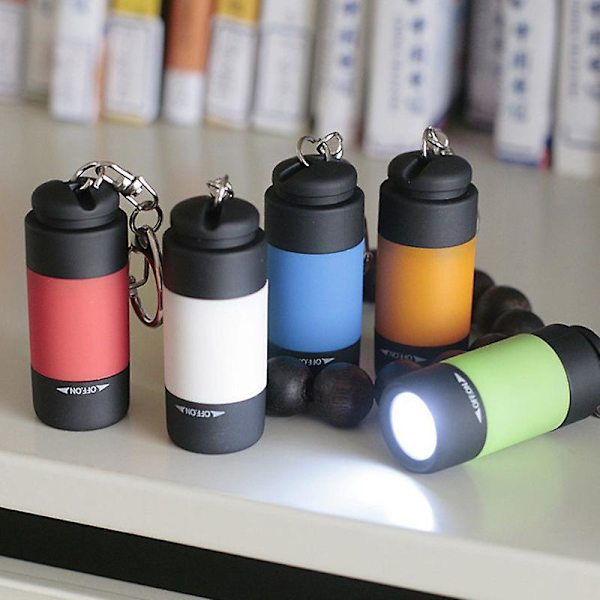 5 kpl mini taskulamppua, USB-ladattava, LED, ulkokäyttöön, pieni avaimenperävalo, kannettava muovinen taskulamppu