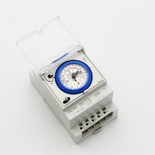 Analog timer synkronmoottorilla ja päiväohjelmalla, ajastin, 48VAC/DC