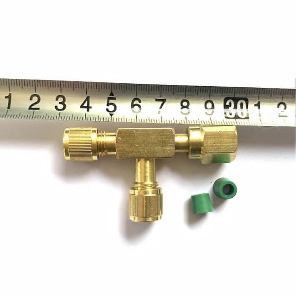 T-adapter med vridbar 1/4 SAE hangänga, nya pumpar, solid mässing, kylserviceventil