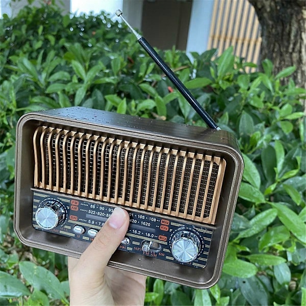 Portabel FM AM SW Radio Vintage Radio Trådlös Bluetooth-högtalare med LED-ficklampa Stöd TF-kort