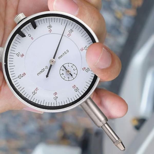 Professionel centesimal komparator. opløsning 0,01 mm til magnetisk base. 0-10 mm