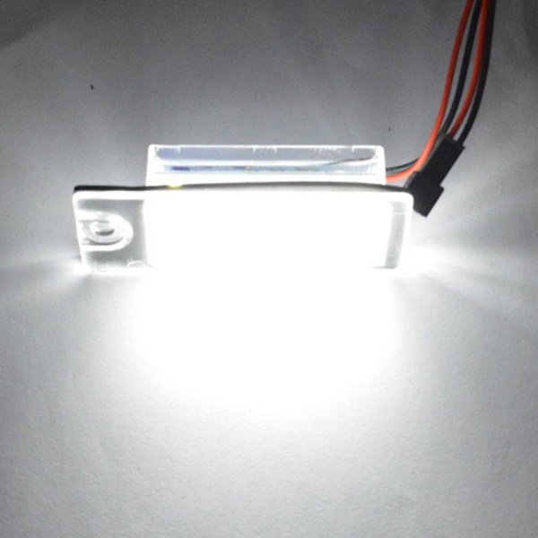 18 LED-nummerplåtsbelysning för Volvo S80 S60 V70 Xc70 Xc90 (2 st/set)