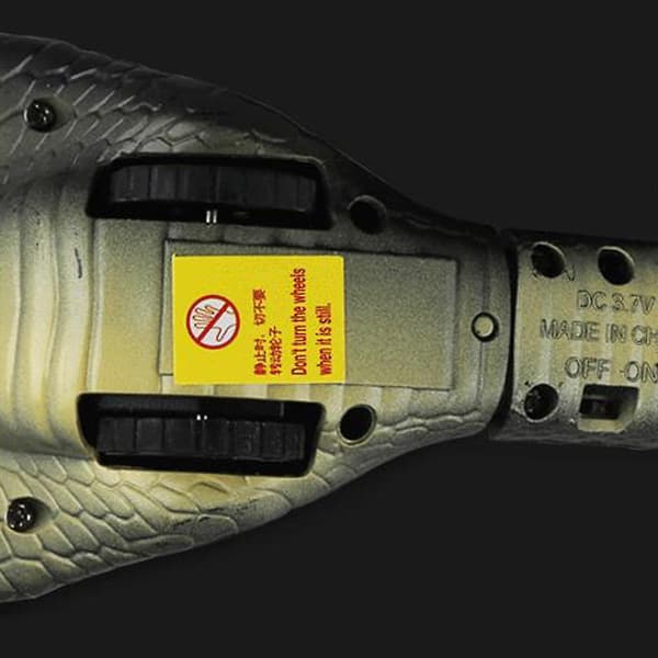 Fjärrkontroll leksak orm elektrisk trick simulering djur kobra insekt modell leksak (randig)