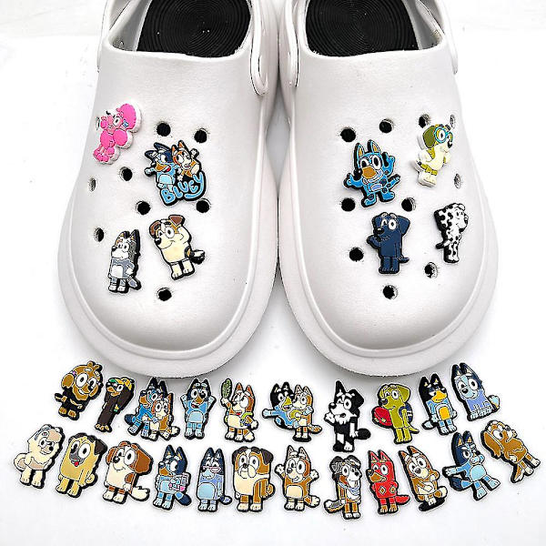 30 kpl Piirretty Bluey-koiran kenkäkoristeita DIY-Crocs-sandaaleille