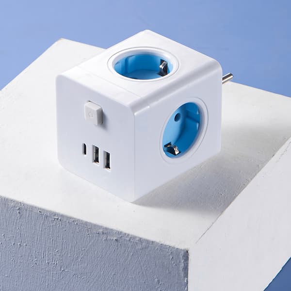 EU-standardin USB 1-4-adapteri