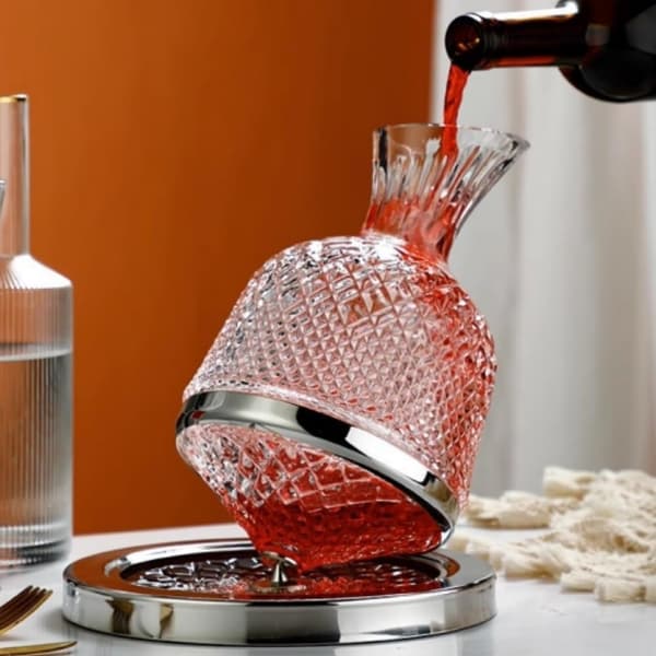 Vindekanteringskaraff roterande karaff med bas 1500ml