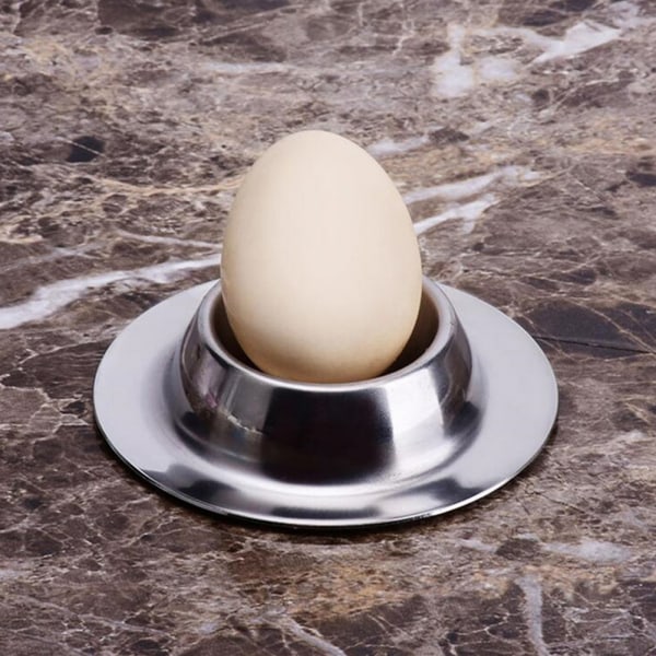 En ägghållare i rostfritt stål till frukost