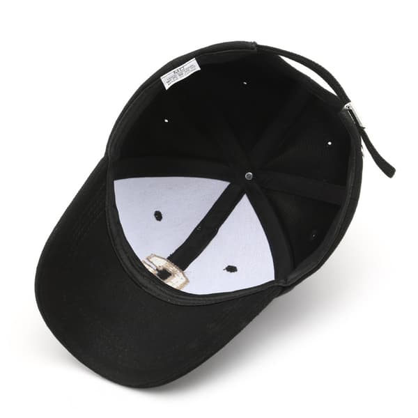 1 st kvinnlig hatt med broderat C-brev, ankdunkshatt för utomhus