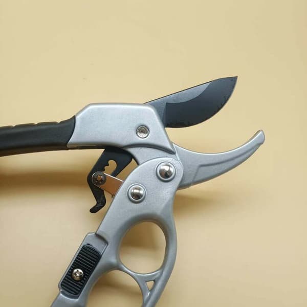 Grensaks 20 CM - Titanblad - Aluminiumskrog