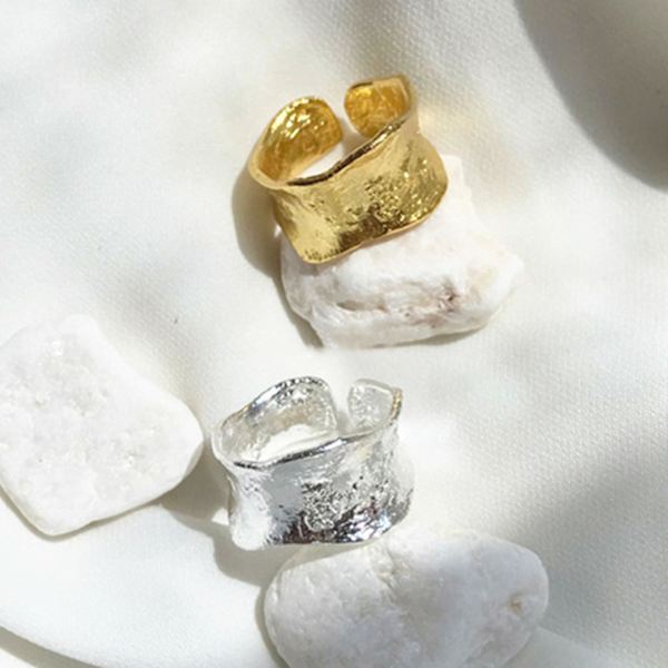 Openging Justerbar Kvinne Ring Legering Rough Overflate Bred Klassisk Ring Smykker Tilbehør Golden