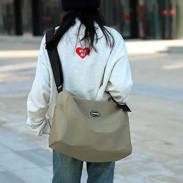 Tote Messenger Bag Canvas Bag Miesten Olkalaukku Suuri Kapasiteetti Säädettävä Koulu Työmatka Ostoslaukku Khaki