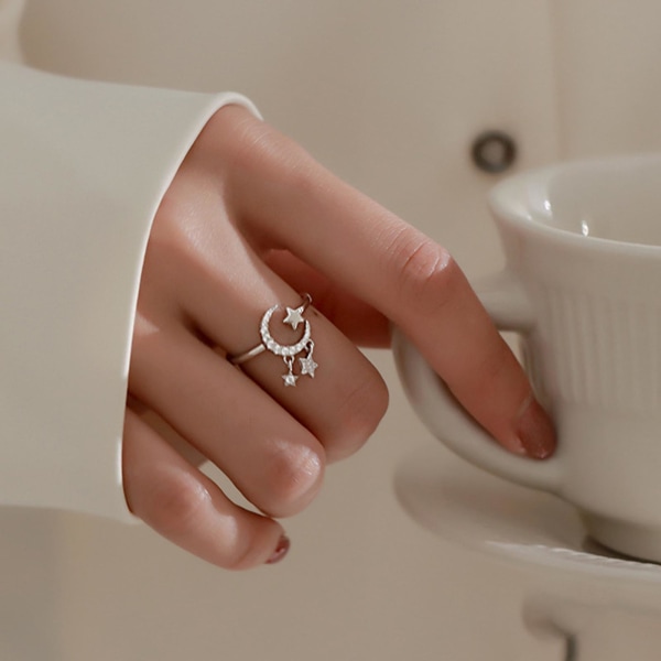 Kvinnors Ring Glimmande Rhinestone Justerbar Måne Och Stjärna Knuckle Ring Brud Smycken Platinum