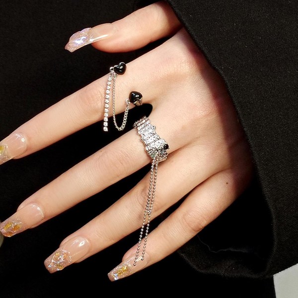 Skinnende Rhinestone Justerbar Kvinner Ring Bright Luster Chain Tassel Åpningsring Smykker Tilbehør A