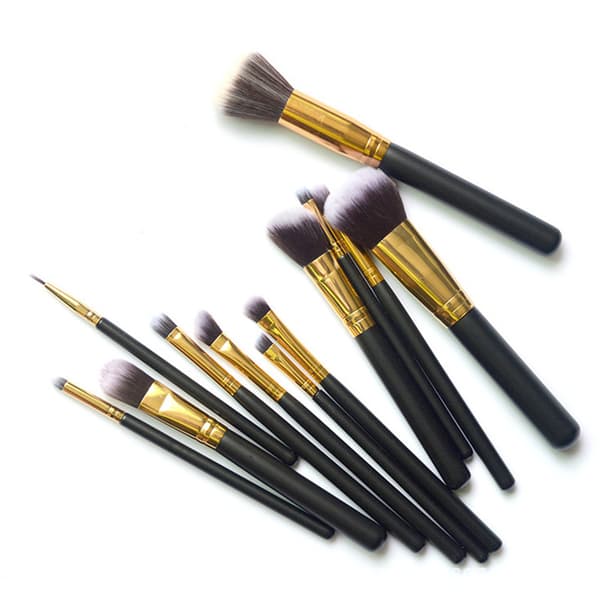 Sæt med 12 sorte makeupbørster,
