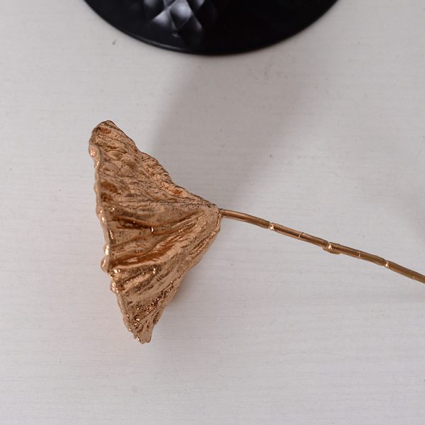 Simulerad gyllene lotusblomma 2 st