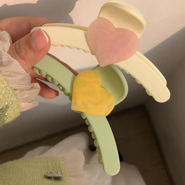 Søt Hjerte Klipp Hårklipp Akryl Baking Paint Prosess For Kvinner Og Jenter Light Green