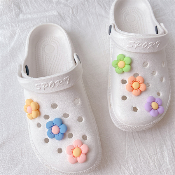 14 stk. Blomst Sko Charms til Piger Søde Blomst Designer Sko