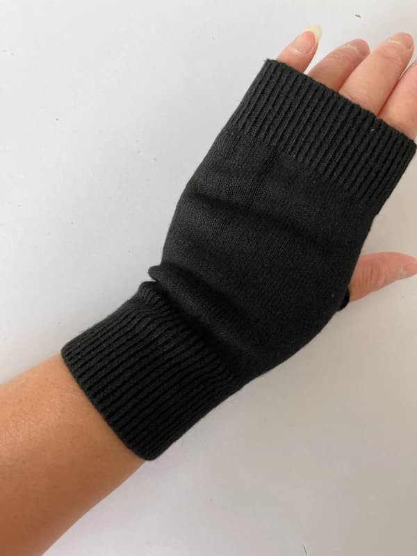 Grå og sorte fingerløse fleecehandsker til kvinder, varme til vinter