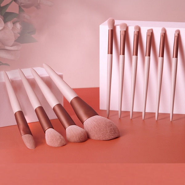10 lyserøde makeupbørster