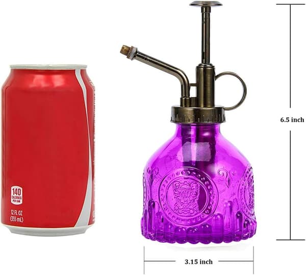 Europæisk håndpresset præget vandkande i glas (lilla)