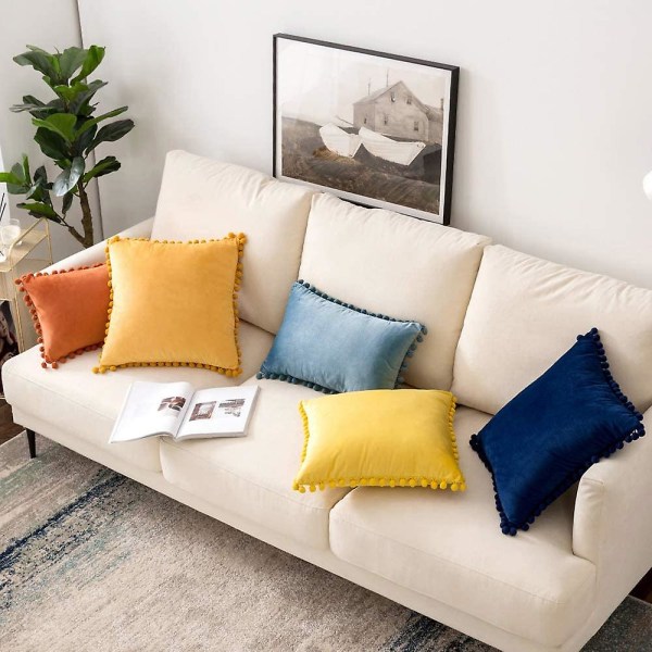 Sett med 2 fløyels putetrekk Dekorative putevar Pompom Pompom pute Puter Myke og solide med firkantede pomponer for sofa soverom sofa 45x45cm 24 x24 Mustard Yellow