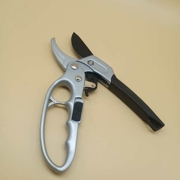 Grensaks 20 CM - Titanblad - Aluminiumskrog