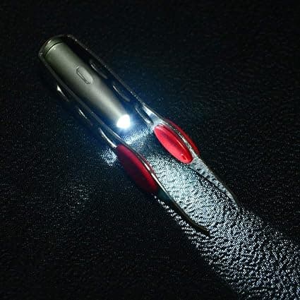 2-osainen LED-kulmapihdit valaistulla pihdillä