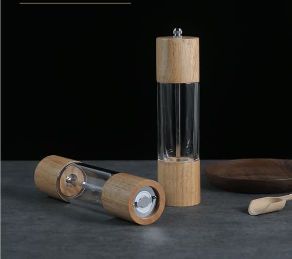 Manuell Pepper- og Kaffe-kvern i Tre (15 cm bronse boblepakning)