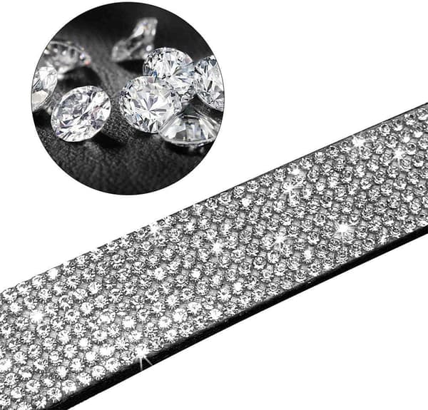 1 st. Hundkrage med strass, mjukt läder