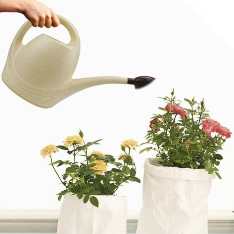 Vandkande i plast, 3,5 liter - Beige