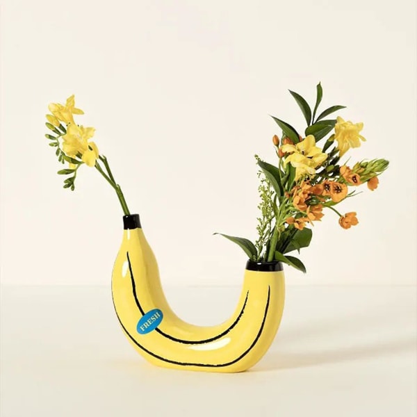 Banan Vase - Holdbar, Lys Gul Farve, Syntetisk Harpiks, Moderne Blomsterpotte, Kunsthåndværk, Skrivebordsvase, Ornament, Hjemmedekoration