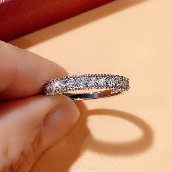 Unisex Ring Rund Kubisk Zirkonia Smycken Lysande Ljus Lyster Finger Ring Alla Hjärtans Dag Present US 8